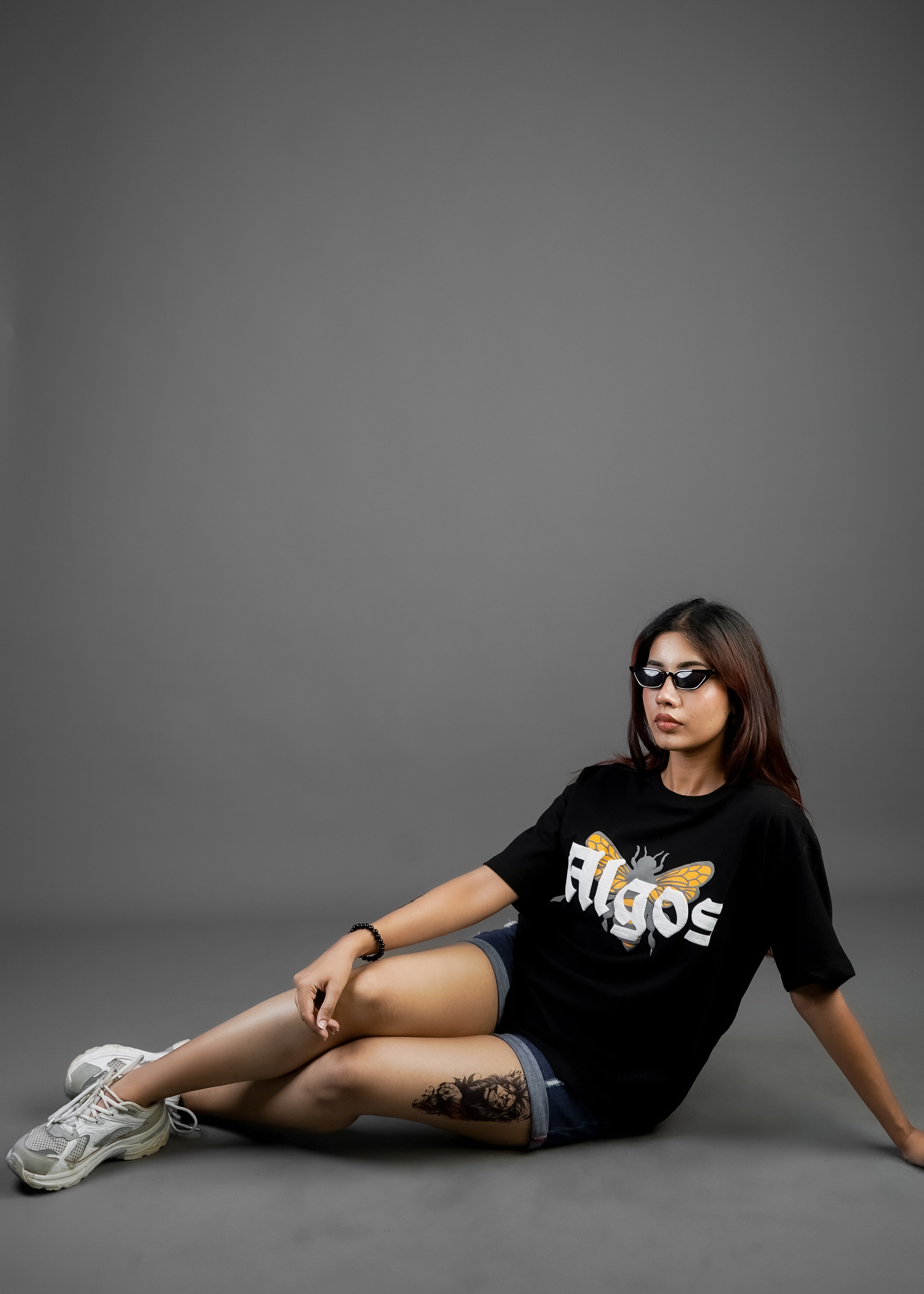 HONEY VENOM TEE