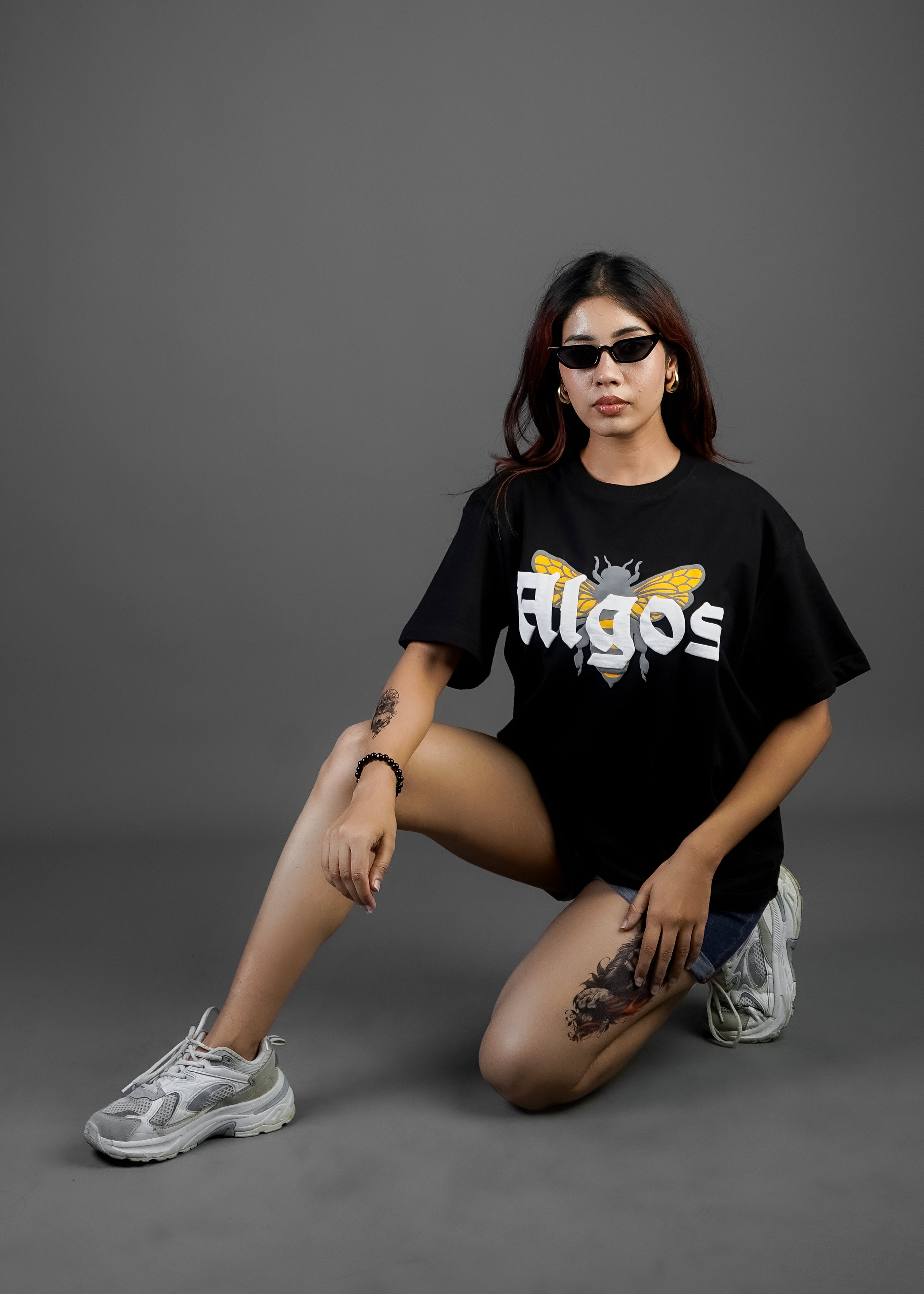HONEY VENOM TEE